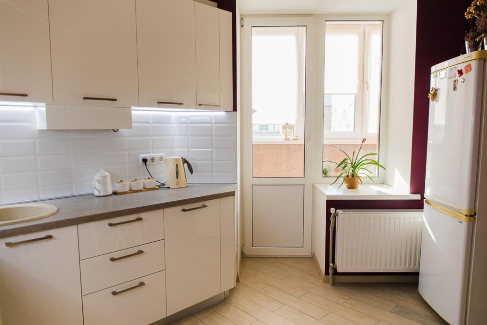 Skandi Apartment Near The Park 伊尔平 外观 照片