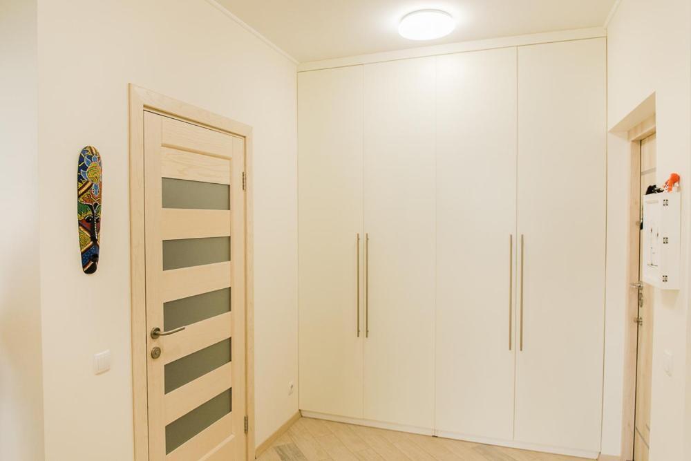 Skandi Apartment Near The Park 伊尔平 外观 照片