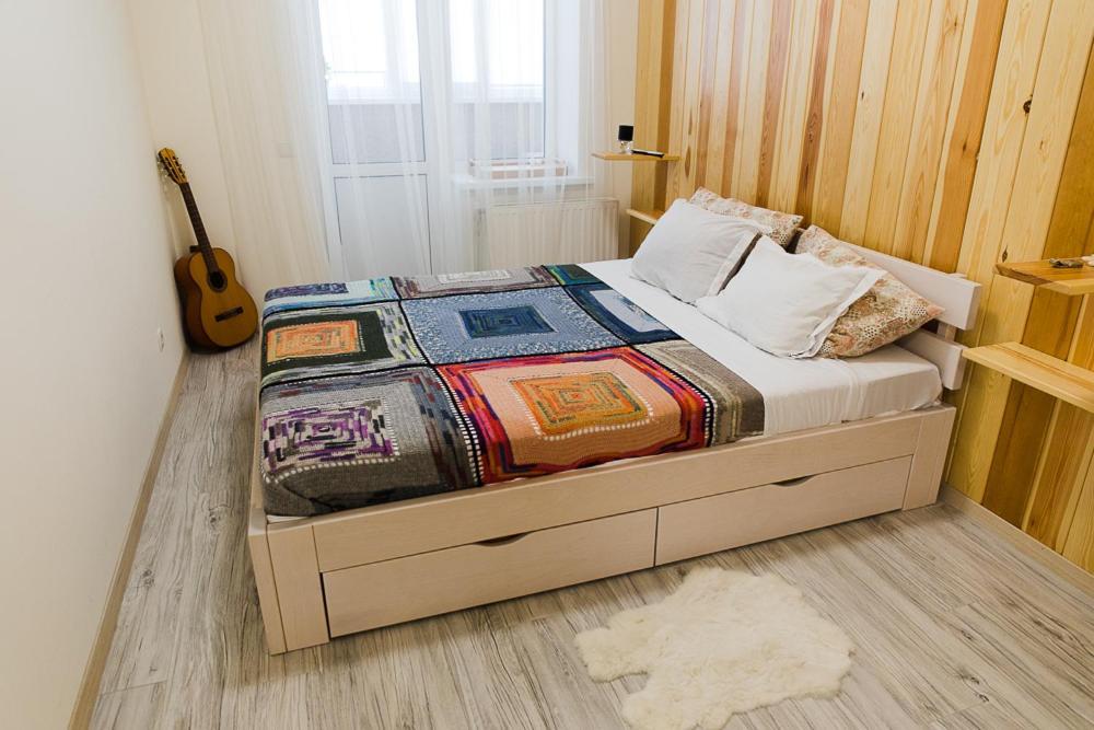 Skandi Apartment Near The Park 伊尔平 外观 照片